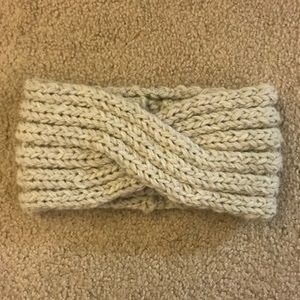 HANDMADE Knit headband with twist